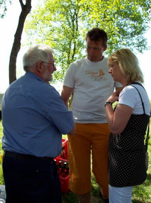 D. Grabo(Erbauer d. Reetdaches) und Frau 