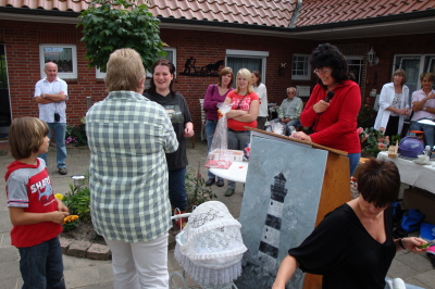 Preisverteilung - Ilona gewinnt einen Preis 